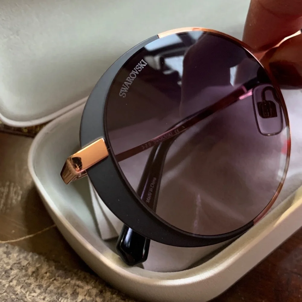 Authentic SWAROVSKI ROUND 51 metal/Acetate SWAN crystals sunglasses - Picture 5 of 16